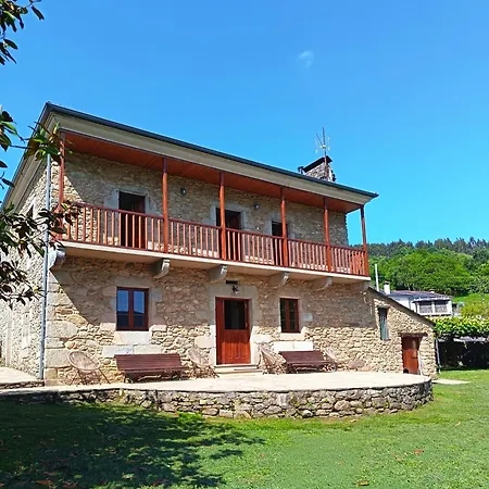 Casa Valcarría *