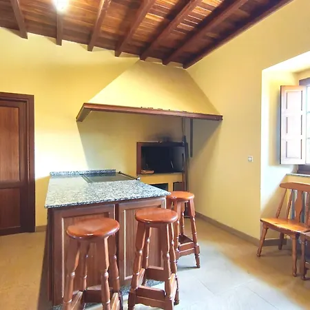 Сasa de vacaciones Casa Valcarría *