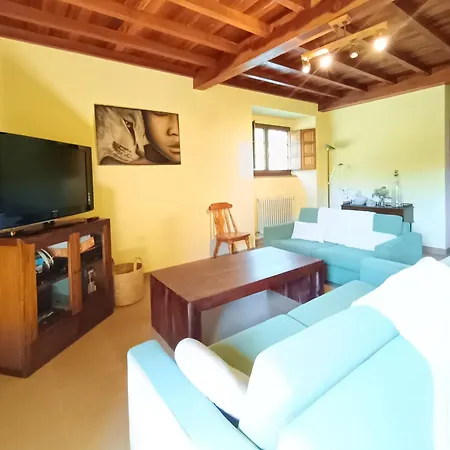 Сasa de vacaciones Casa Valcarría *